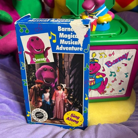 BARNEY VHS - MAGICAL MUSICAL ADVENTURE - Picture 3 of 3